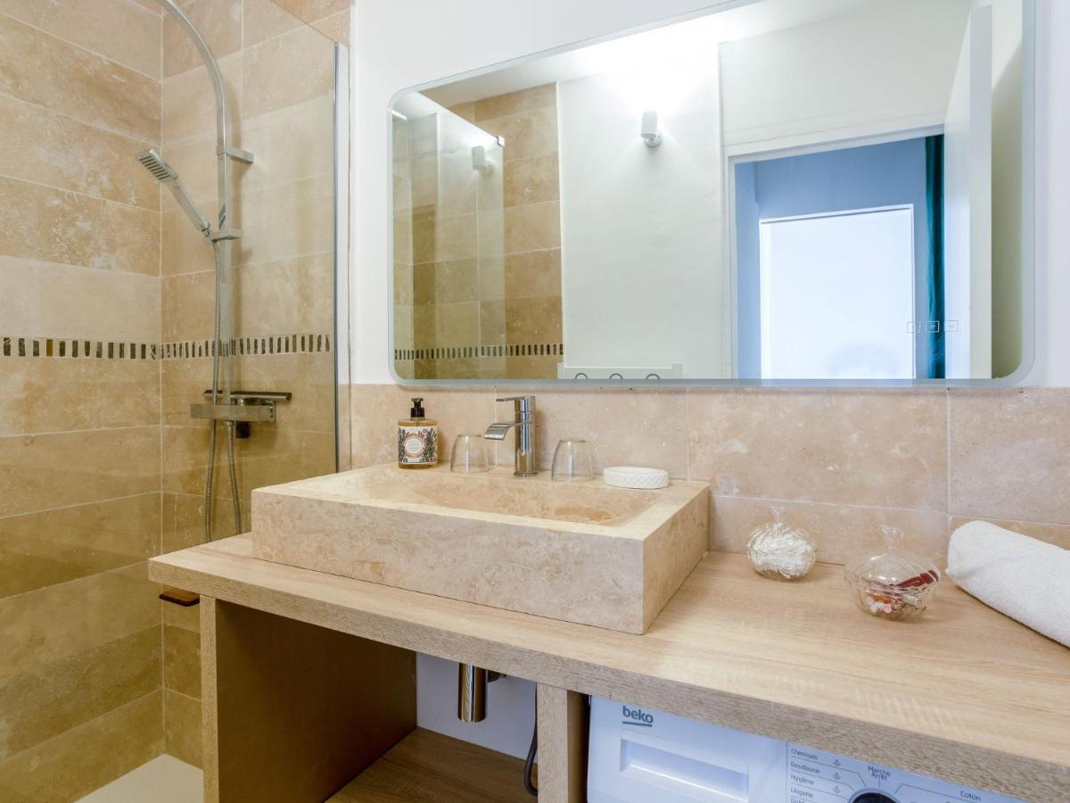 Apartment Saint James-13 By Interhome Le Lavandou Esterno foto