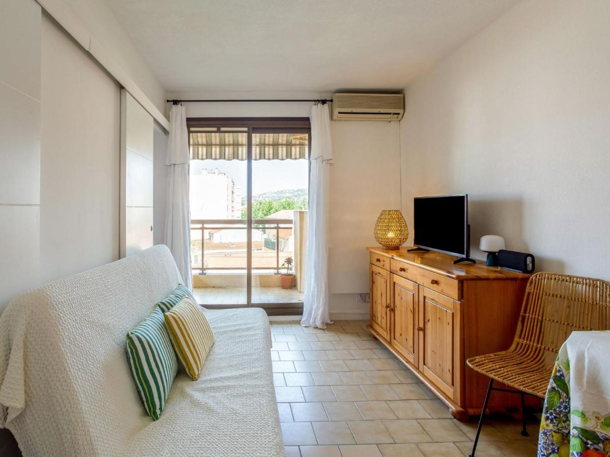 Apartment Saint James-13 By Interhome Le Lavandou Esterno foto