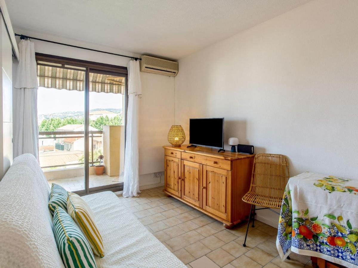 Apartment Saint James-13 By Interhome Le Lavandou Esterno foto