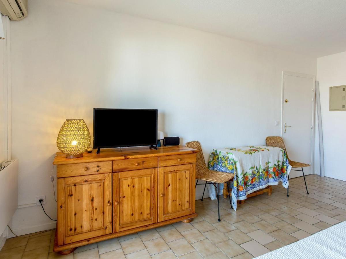Apartment Saint James-13 By Interhome Le Lavandou Esterno foto