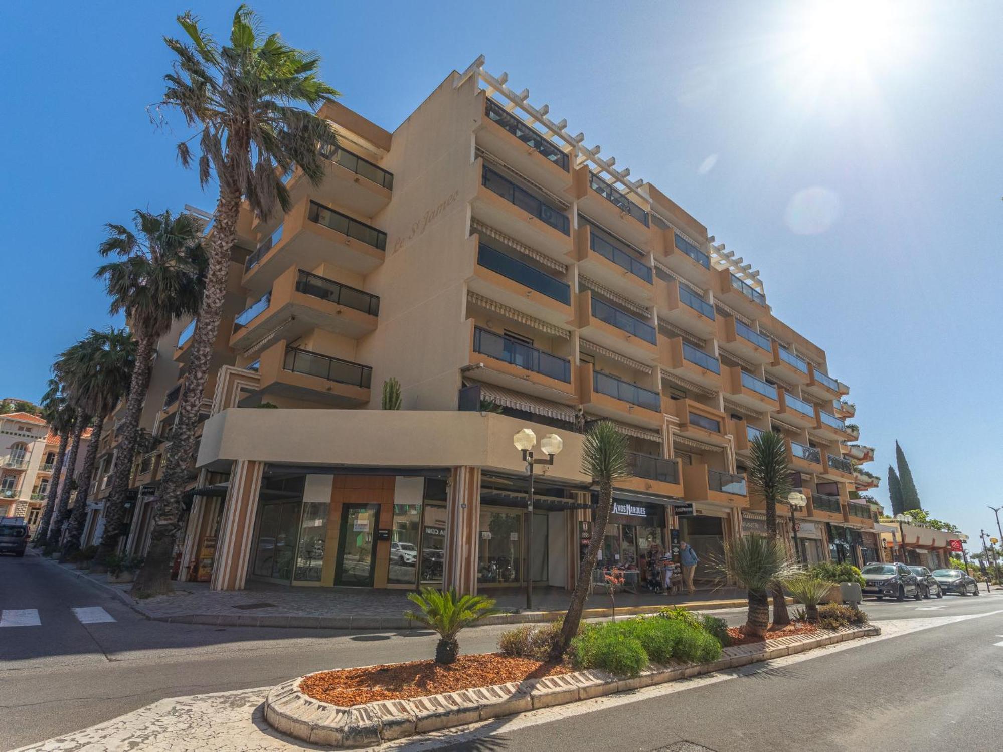 Apartment Saint James-13 By Interhome Le Lavandou Esterno foto